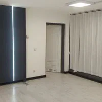 دفترکار ۸۵ متری چهارباغ بالا ویو بی نظیر سی وسه پل