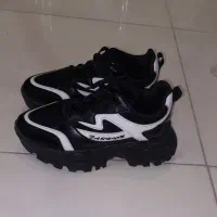 کتونی دخترانه سایز ۳۷،۳۸