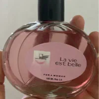 عطر لاویه