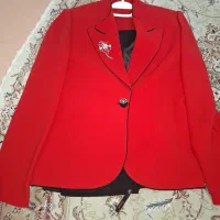 کت ودامن سایز 38 تا سایز 40 میخوره