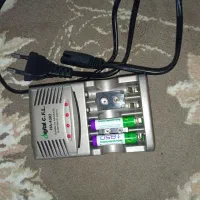 با سلام دستگاه باتری شارژ کن کاملاً نو و سالم