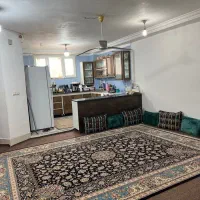 آپارتمان طبقه اول