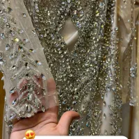 خشکشویی لباس مجلسی و عروس.سفیدشویی پرده تخصصی .پتو