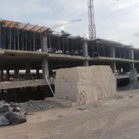 استاد کار و کارگر قالب بند