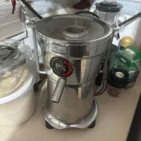 آبمیوه گیری صنعتی