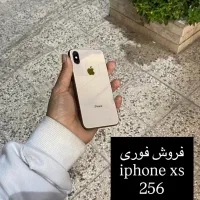 ایفون xs