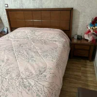 سرویس خواب در حد نو ومیز کنسول|تخت و سرویس خواب|زند, |دیوار