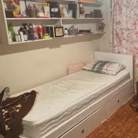 تخت تکنفره با استند دیواری