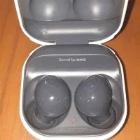 ارپد سامسونگ گوشی سمت راست استفاده نشده صدا نداره|لوازم جانبی موبایل و تبلت|شیراز, شهرک والفجر|دیوار