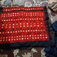 زی استین|لباس|بهاباد, |دیوار