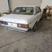 بنز ۲۳۰ دانشجویی