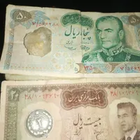 دواسکناس وسکه قیمتش همینه و یک قطعه سنگ الماس