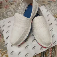 گیوه کلاش (کردی)|کیف، کفش، کمربند|آباده, |دیوار