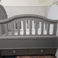 تخت بچه نو یکبارم استفاده نشده