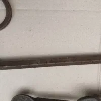 قپان یاقفون قدیمی ۳در|کلکسیون اشیاء عتیقه|مهریز, |دیوار