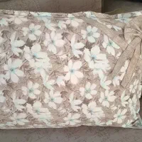 روبالشتی|رختخواب، بالش، پتو|اصفهان, بهارستان|دیوار