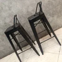 صندلی آهنی|صندلی و نیمکت|پیشوا, |دیوار