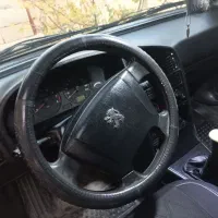 پژو نقره ای