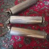 ۳ عدد پایه میزهای تزئینی شیشه ای جنس استیل درحد نو