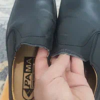 یک جفت کفش چرم درجه یک سایز42 طبی