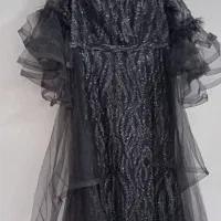 لباس مجلسی نو|لباس|اندیشه, اندیشه فاز ۳|دیوار