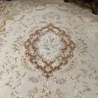 2عدد فرش ۱۲ متری بفروش میرسد