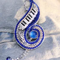 سنجاق سینه موسیقی