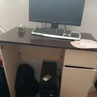 میز کامپیوتر