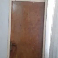 درب اتاق خواب با چهار چوب