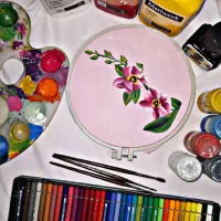 نقاشی روی لباس ‌ومقنعه