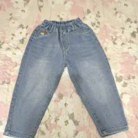 پتو و شلوارلی و تعدادی کلاه