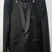 تعدادی کت شلوار سالم