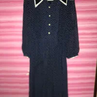 لباس تمیز|لباس|رشت, معلم|دیوار