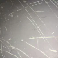 فروشنده اقا حرفه‌ای برای فروشندگی