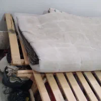 تخت چوبی محکم