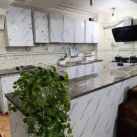 کابینت فلزی و دو درب المینیومی برای فروش