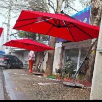 سایه بان آب گریز