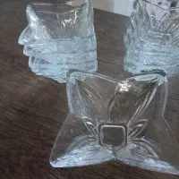 سرویس پذیرایی تیارا ۲۰۰۰۰۰۰۰