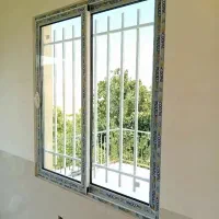 درب و پنجره هنرمند