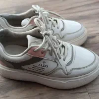 کفش اسپرت|کیف، کفش، کمربند|تهران, مرزداران|دیوار