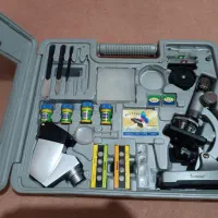 میکروسکوپ دانش آموزی