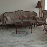 مبلمان ۹ نفره با جلو میزی و ۲ تا عسلی