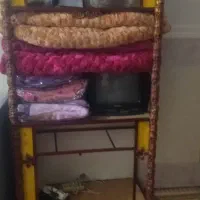 میز تلویزیون چوبی در حد نو