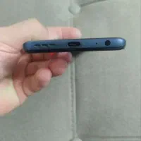 گوشی  اندروید|موبایل|رباط‌کریم, رباط‌کریم|دیوار