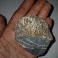 سنگ نیمه قیمتی