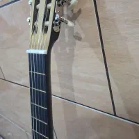 گیتار دیامند در حد نو|گیتار، بیس، امپلیفایر|کبودرآهنگ, |دیوار