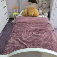 تخت نوجوان آپادانا