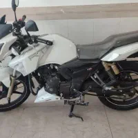 مور سیکلت آپاچی 180