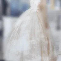 لباس عقد در حد نو