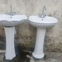 2 عدد روشویی با سیفون و شیر